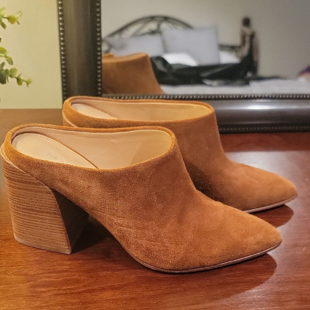 Via Spiga Suede Mule Clogs in Warm Tan